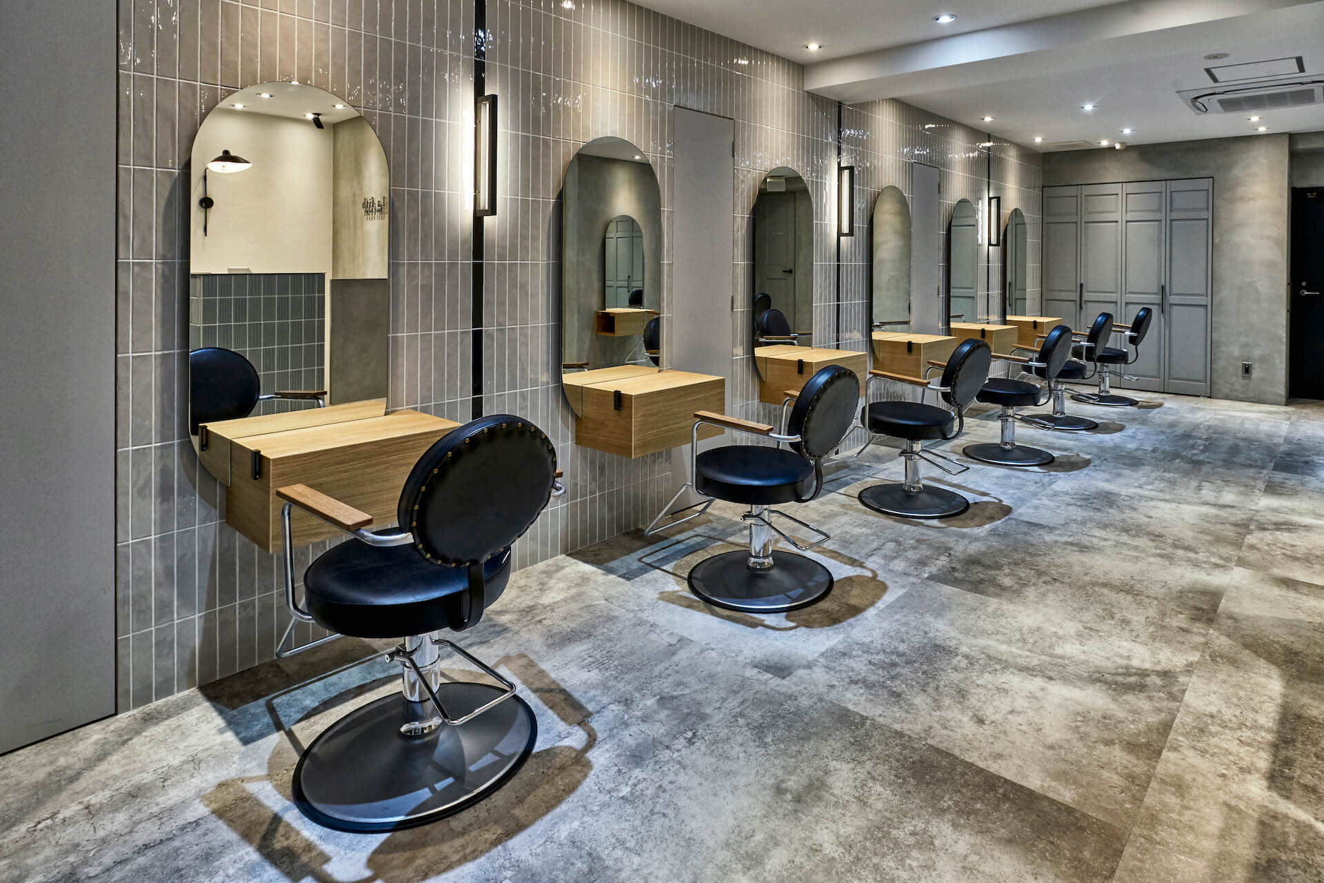 東京都の美容室・美容院・ヘアサロンの内装デザイン事例(Vakel by LARGO) 東京都の美容室・美容院・ヘアサロンの内装デザイン事例(Vakel by LARGO)