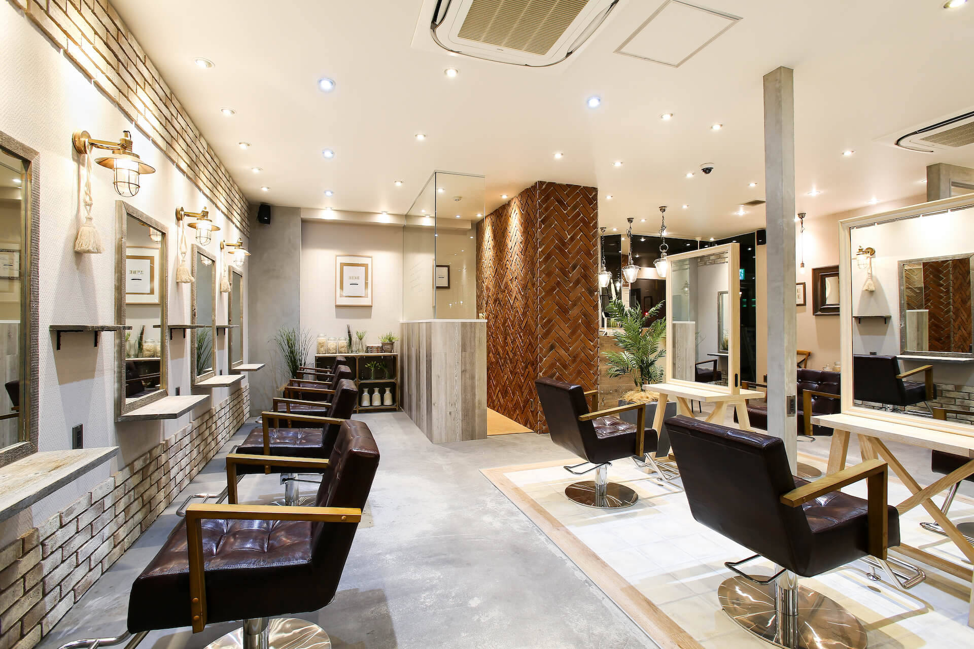 Hiroshima・AUBE HAIR natula