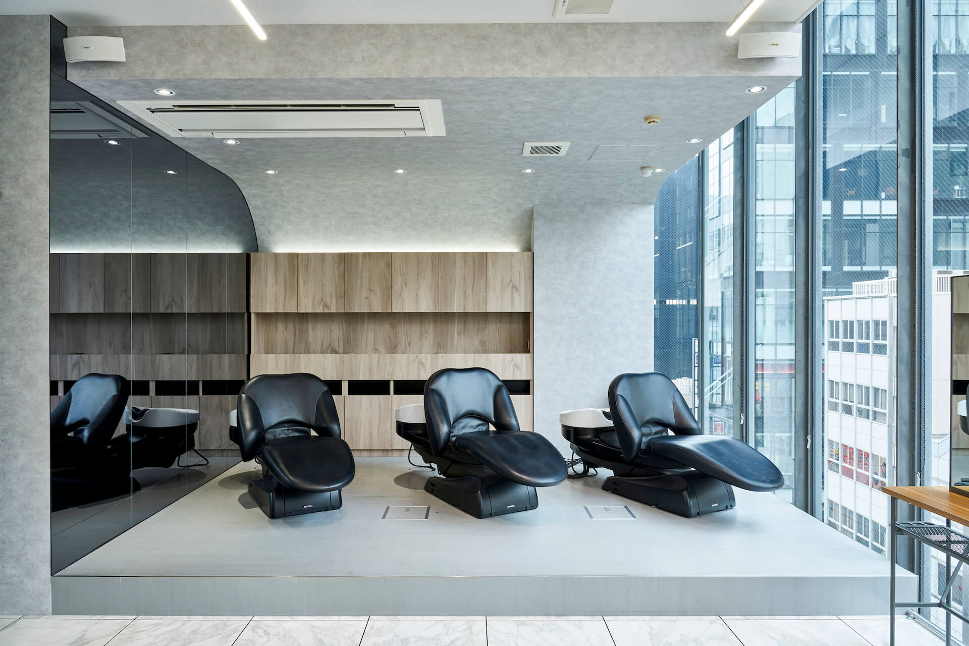 東京都・AUBE HAIR core