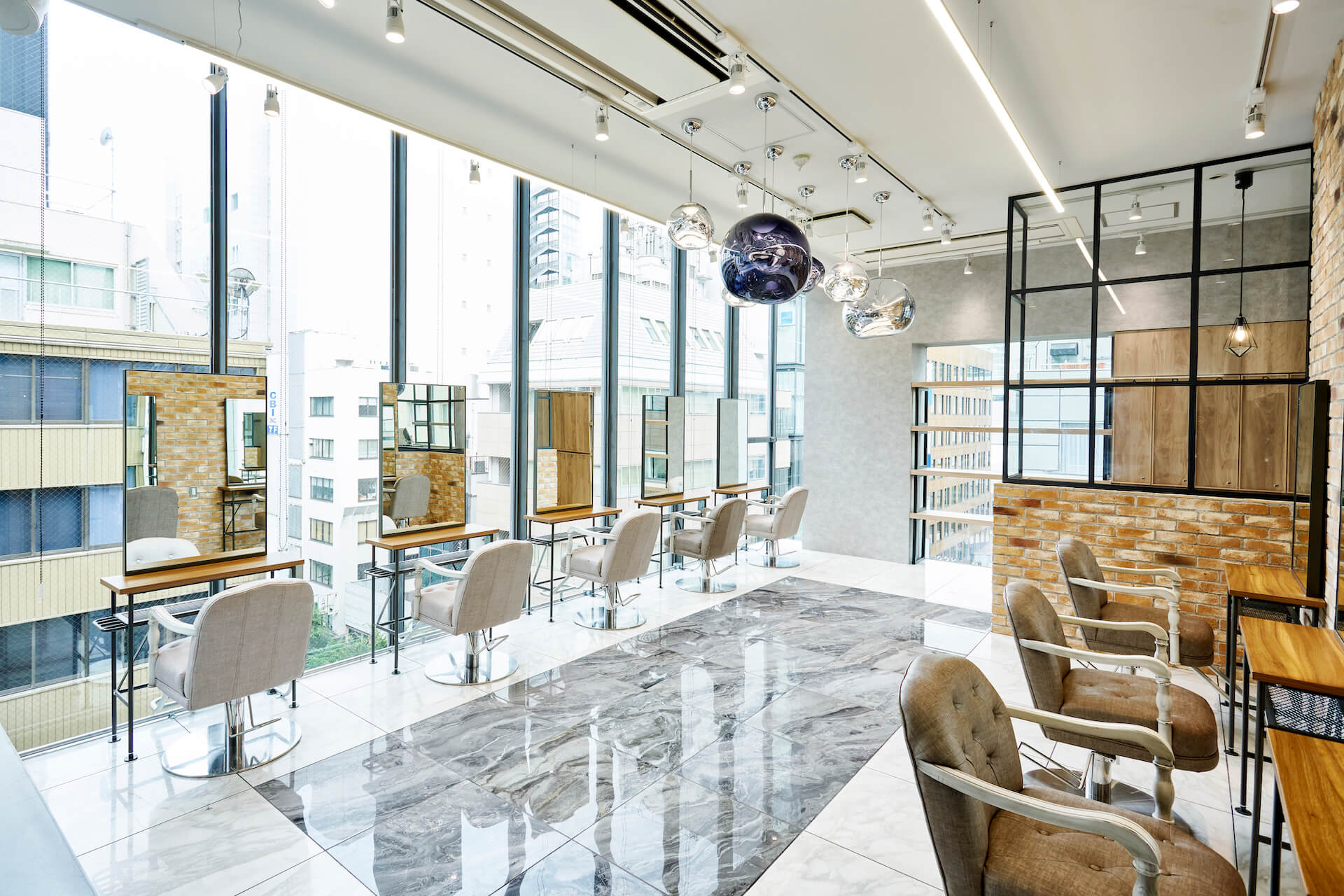 東京都・AUBE HAIR core
