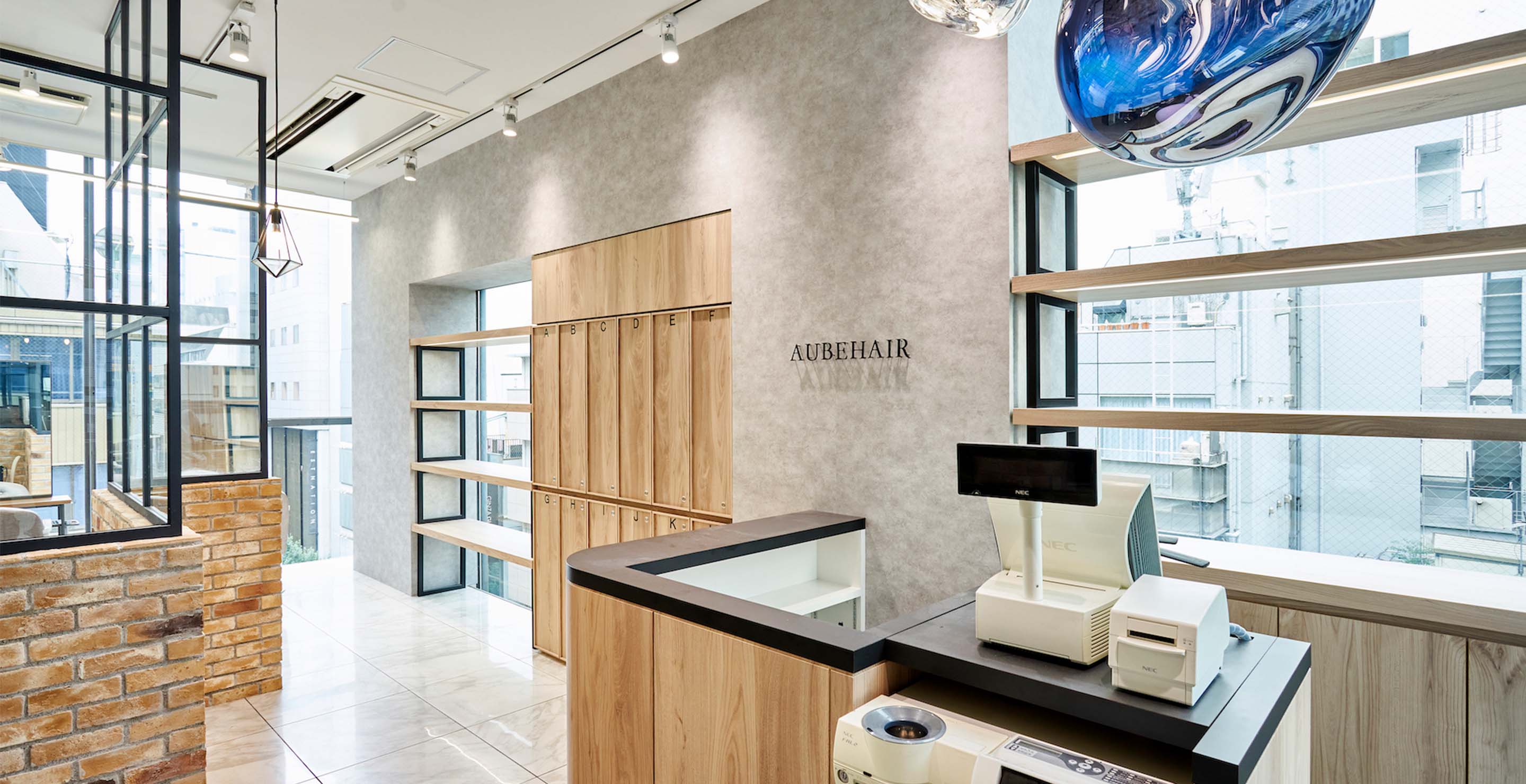 東京都・AUBE HAIR core