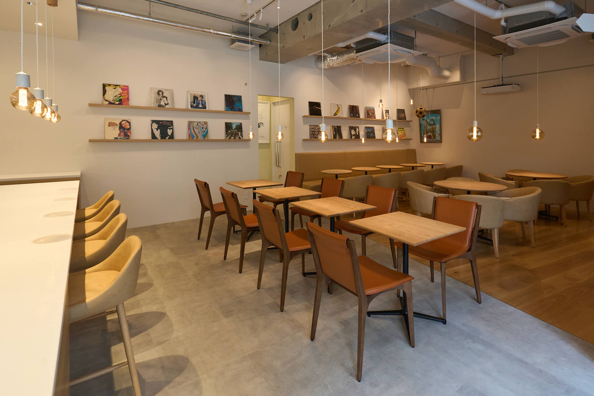東京都・cafe & bar f Shirokanedai